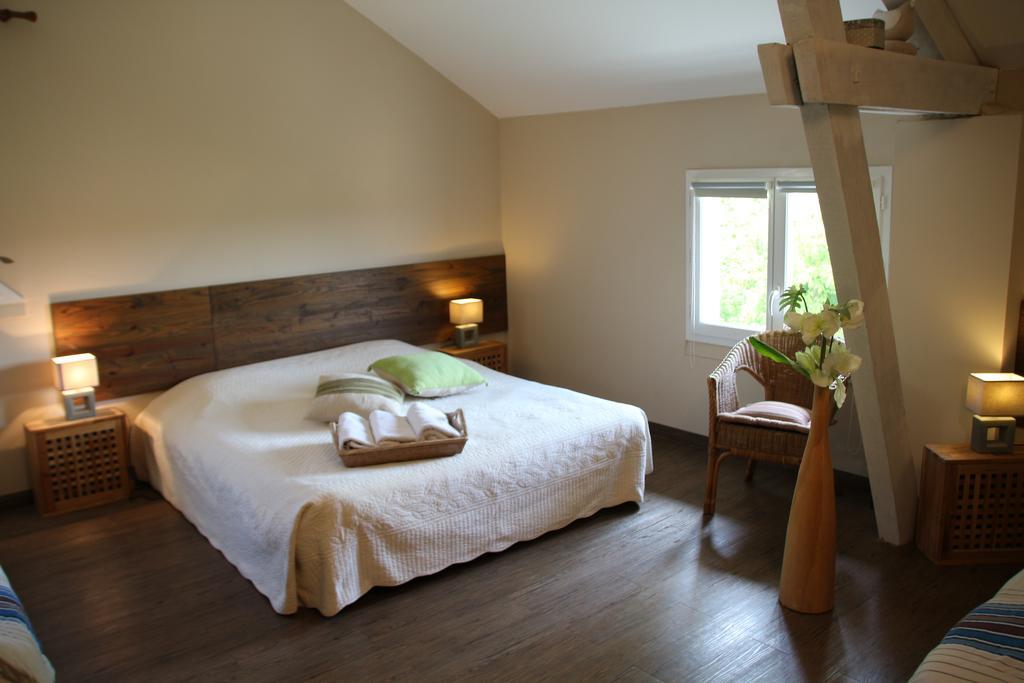 Casteide-Candau Chambres D'Hotes Domaine De Compostelle المظهر الخارجي الصورة